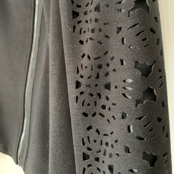 Laundry by Shelli Segal Black Lazercut Blazer US10 - Picture 10 of 12